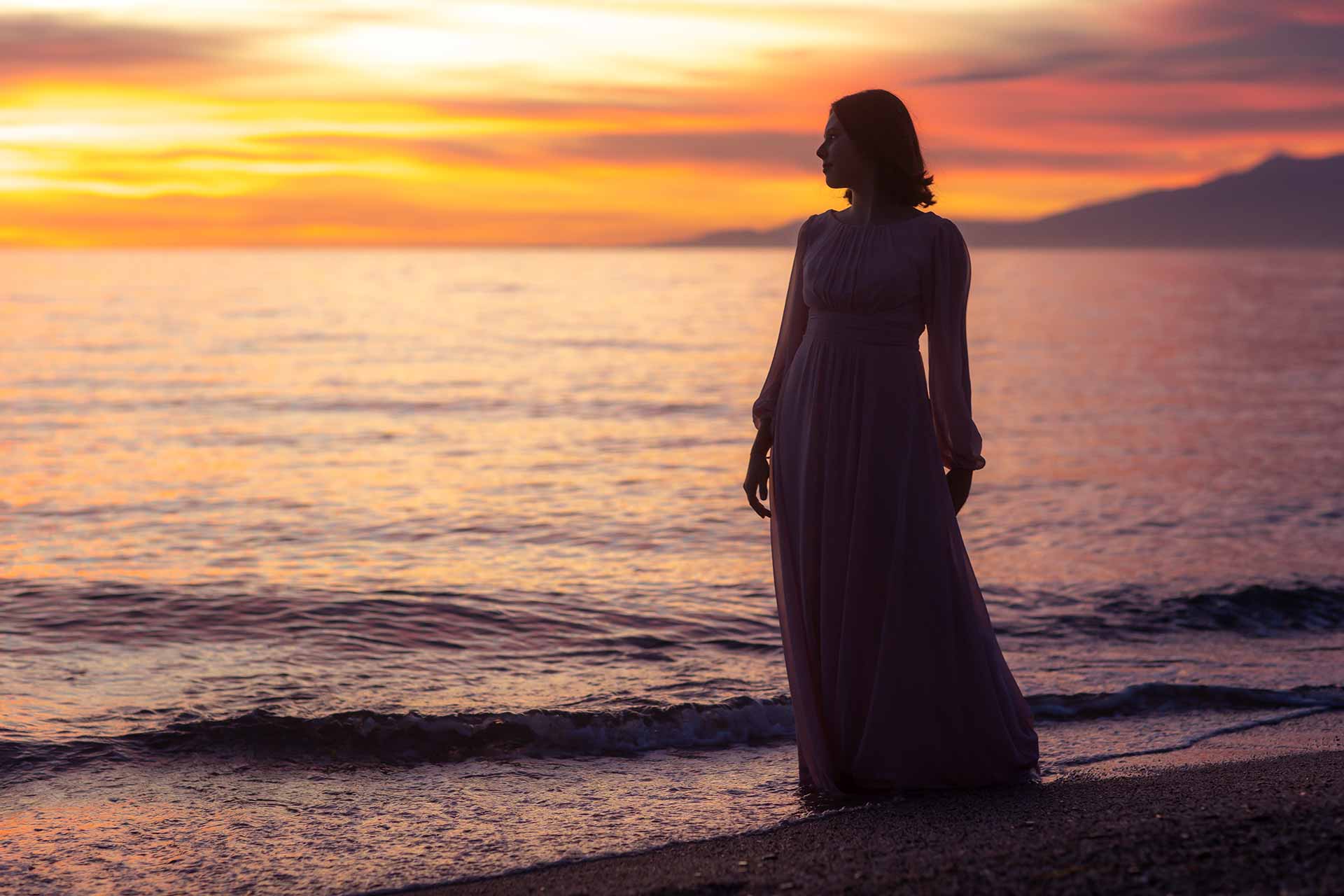Sesión fotográfica al atardecer en Cabo de Gata con Alena - Imagen 9